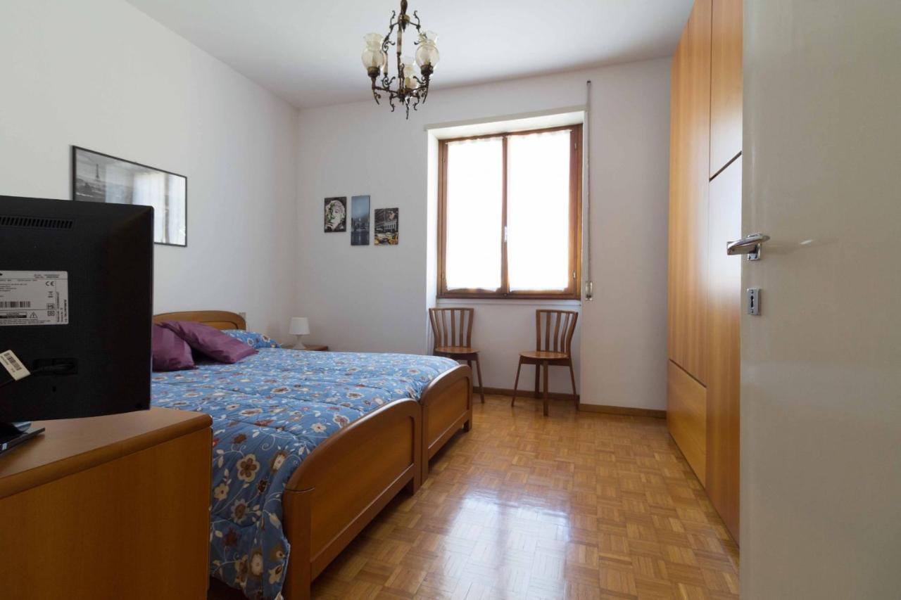 Manzoni Two-Bedroom Apartment - Solo Affitti Brevi Lecco Esterno foto